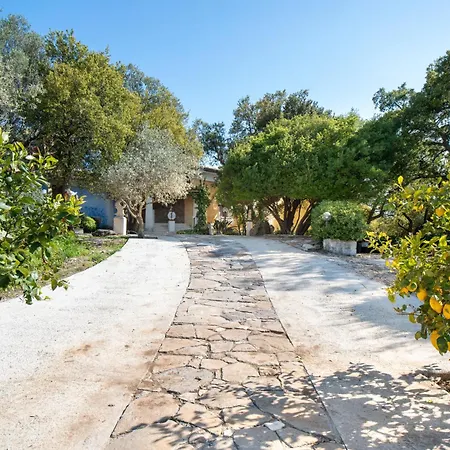 Residenza Di Campagna Seranile Landsted