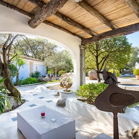 Residenza Di Campagna Seranile Landsted Dorgali