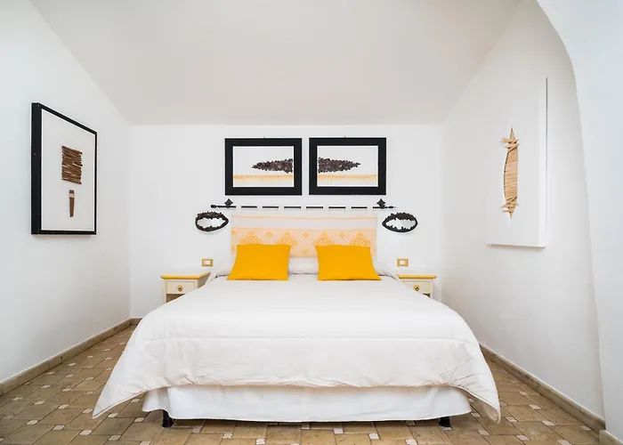 Residenza Di Campagna Seranile カントリーハウス