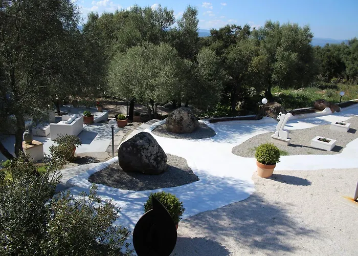 Residenza Di Campagna Seranile ドルガーリ